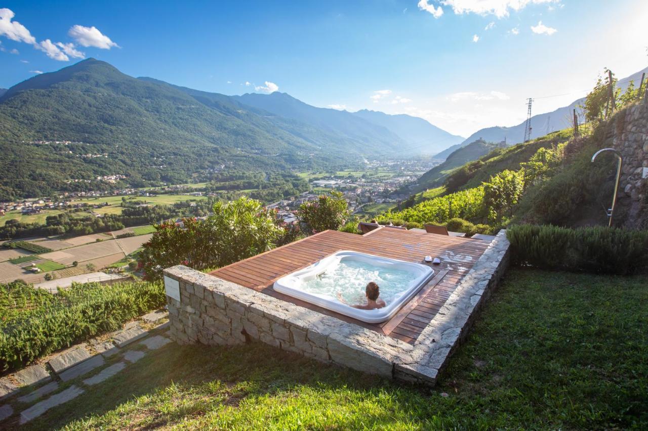 Wine Hotel Retici Balzi Poggiridenti Exterior photo